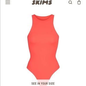 *NWT* SKIMS bodysuit